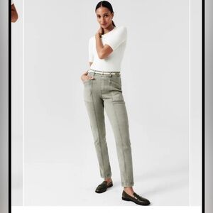 NWT SPANX Stretch Twill Straight Leg Pant in Olive Oil Womens Size M